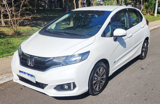 HONDA FIT 1.5 PERSONAL 16V FLEX 4P AUTOMÁTICO HONDA FIT 1.5 PERSONAL 16V FLEX 4P AUTOMÁTICO